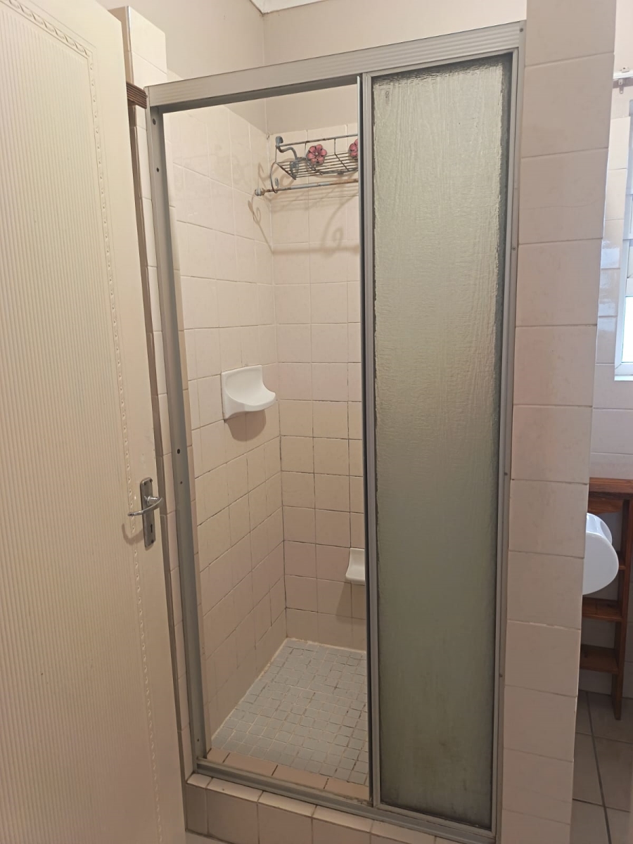 2 Bedroom Property for Sale in Wavecrest Eastern Cape